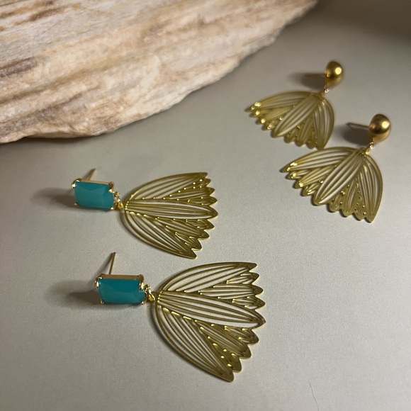 Delicate Flirty Floral Brass Earrings - Elegant Delicate Boho Chic Earrings - Picture 1 of 15